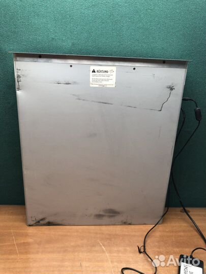 Моторизированый монитор 17