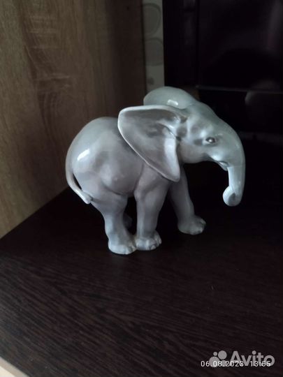 Статуэтка Слоник