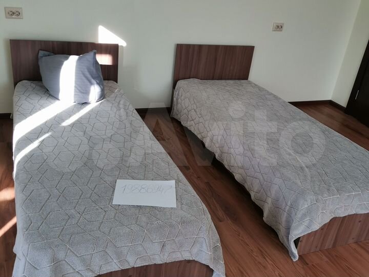 Дом 26 м² на участке 5 сот.