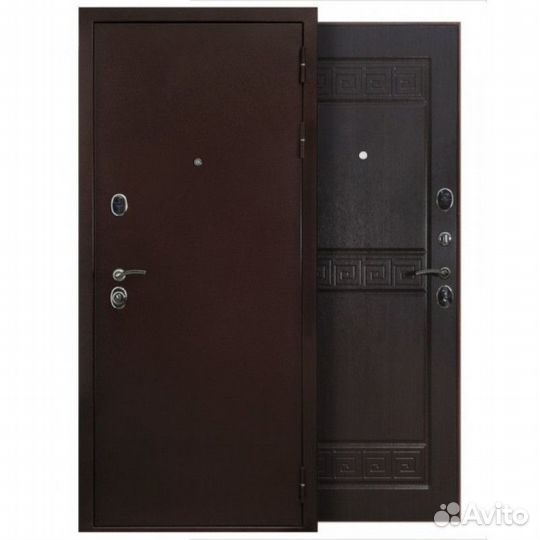 Дверь входная в квартиру