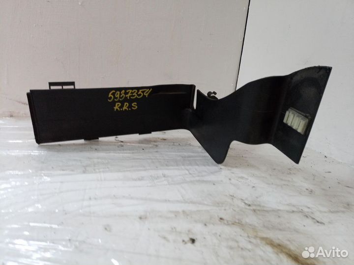 Кронштейн АКБ