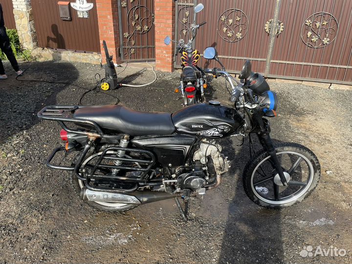 Продам мопед альфа110