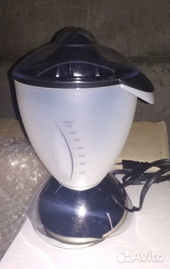 Новые: термос, соковыжималка, тостер