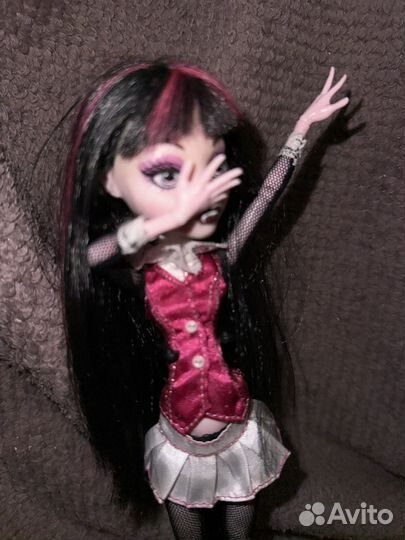 Кукла monster high дракулаура 2008