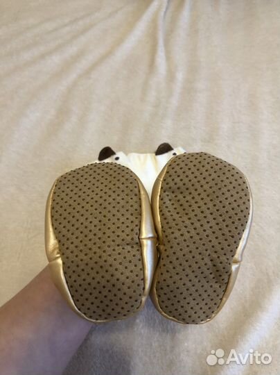 Детские носочки с подошвой