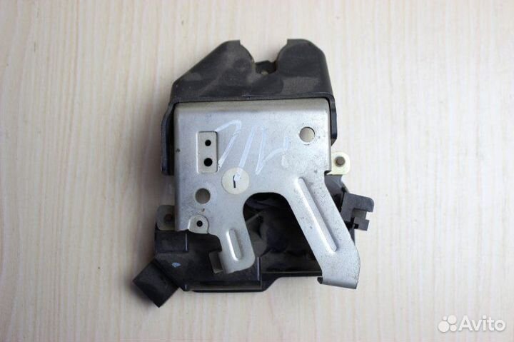 Замок багажника Honda Civic 4D 2006-2012