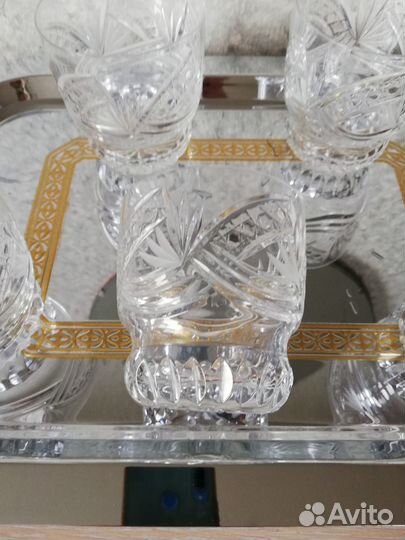 Бокалы фужеры набор белые графины с рюмками