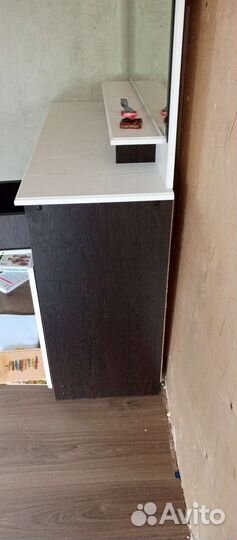 Туалетный столик