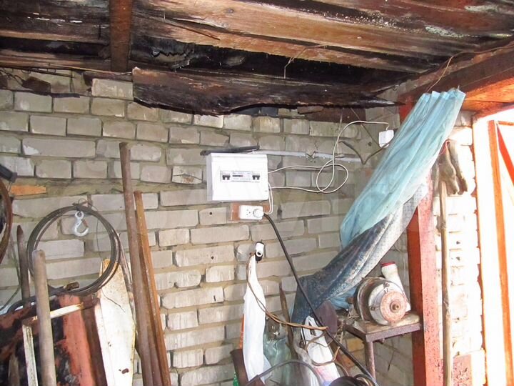 Гараж, > 30 м²