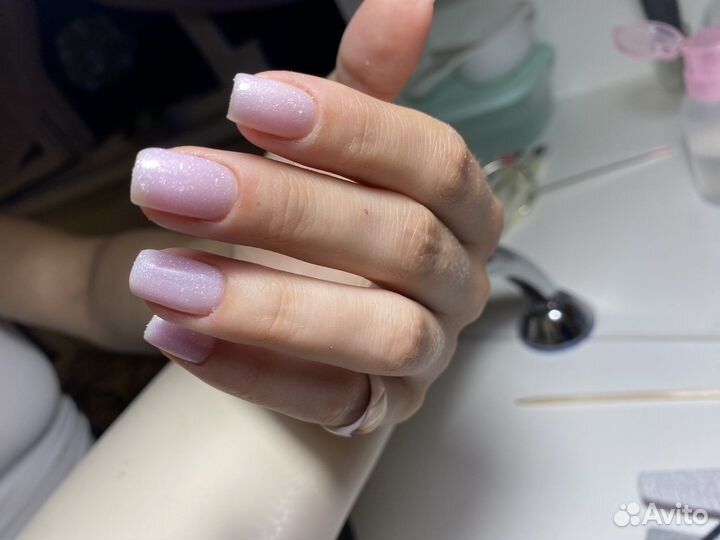 Педекюр и наращивание ногтей