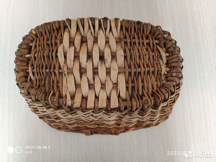 Корзина плетеная