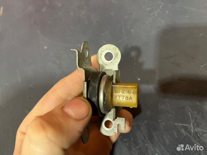 Датчик ускорения Land Rover Range Rover Sport 2