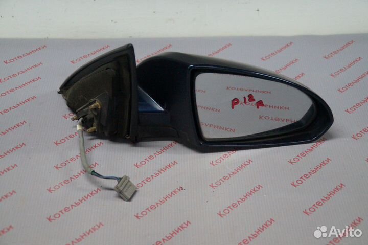 Nissan 96301-AU480 Зеркало правое
