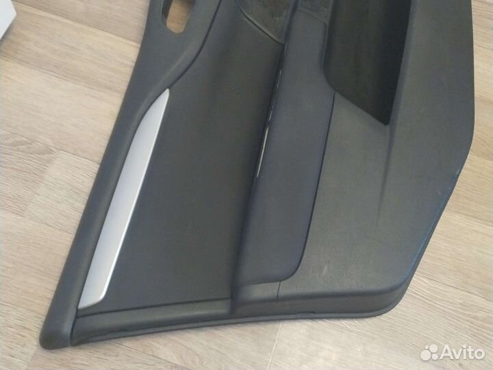 Обшивка двери передней левой Citroen C4 B7