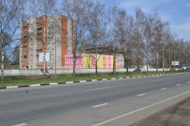 Торговая площадь, 1400 м²