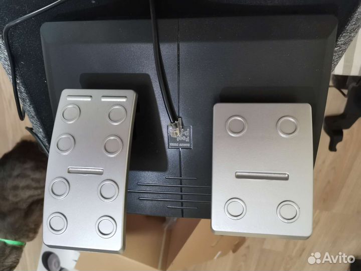 Игровой руль sven GC-W400