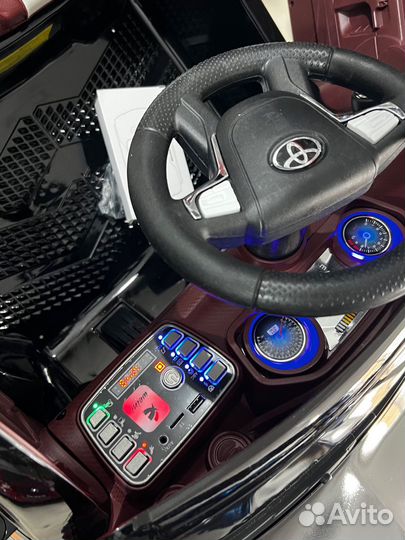 Детский электромобиль