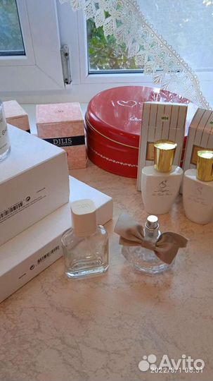 Пустые флаконы из под духов