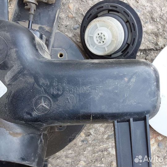 Mercedes ml w163 w164 лючёк бензобака