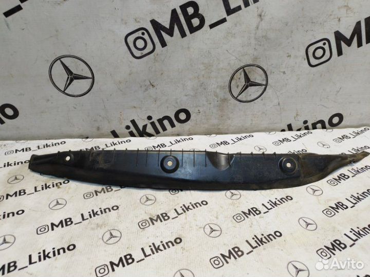 Пыльник крыла передний левый Mercedes Ml W164