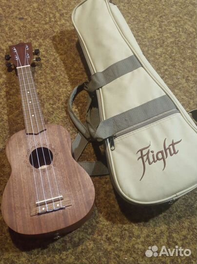 Укулеле flight