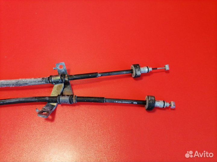 Трос стояночного тормоза Kia Cerato TD G4FC 2009