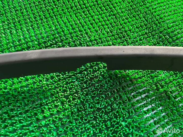 Обшивка двери прав. зад. Lexus LS460