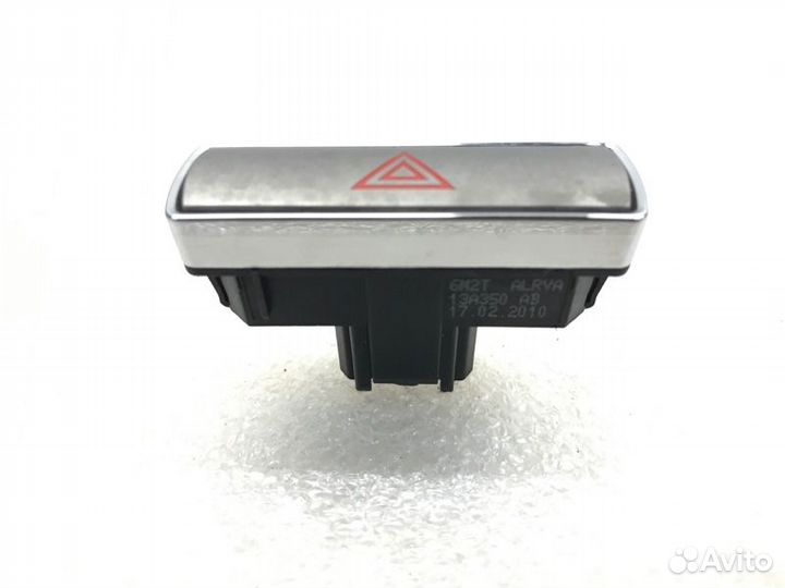 Кнопка аварийной сигнализации Ford Mondeo седан