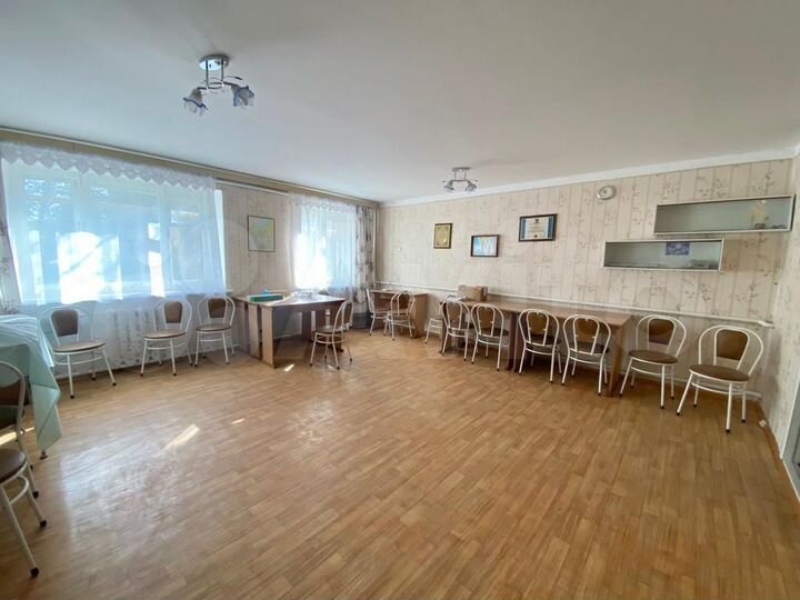2-к. квартира, 57,4 м², 1/3 эт.