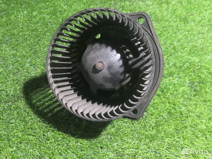Вентилятор отопителя Daewoo Nubira 1