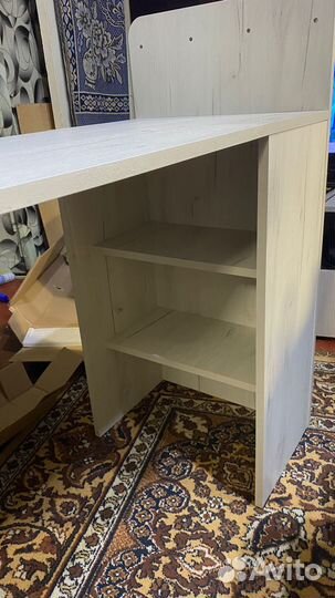 Маникюрный стол складной бу