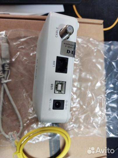 Кабельный модем D-Link DCM-202/RU/C