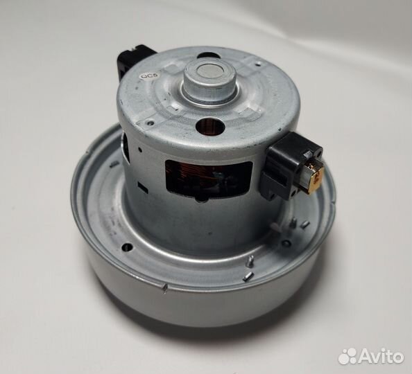 Двигатель для пылесоса 2000W (H117/ h 50 / 135