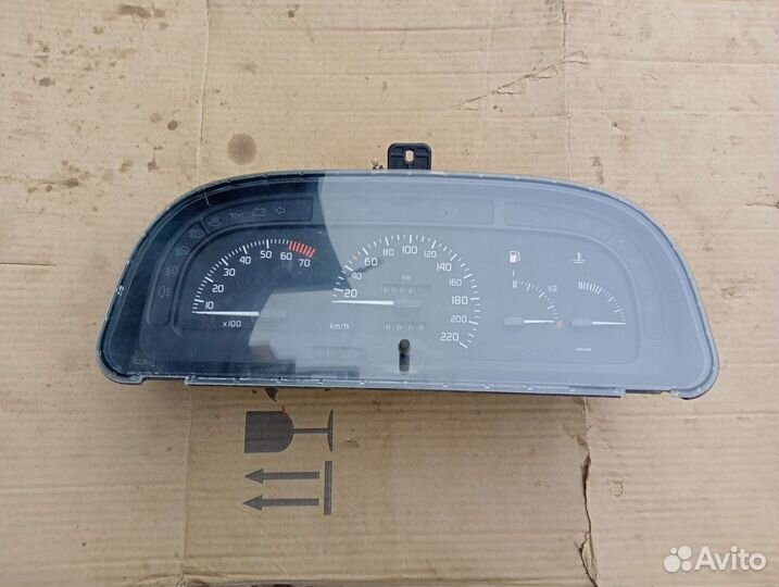 Панель приборов Renault Laguna 2.0