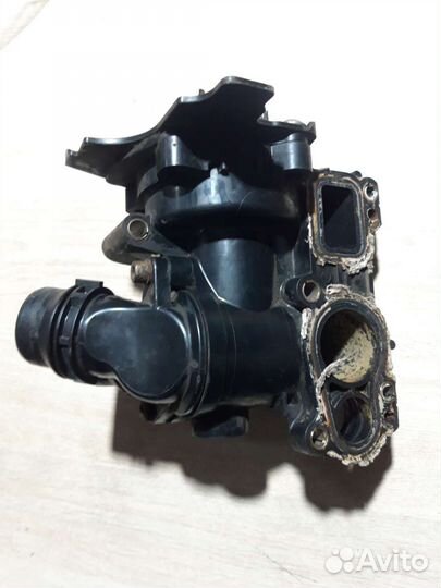 Водяная помпа Volkswagen Passat