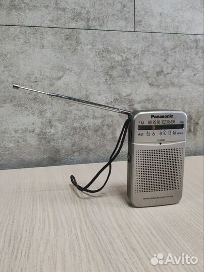 Компактный радиоприемник Panasonic RF-P50