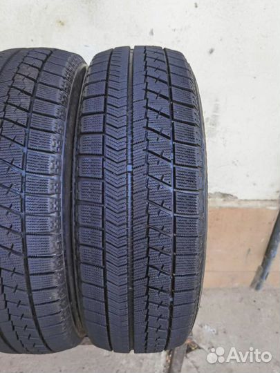 Bridgestone Blizzak VRX 185/60 R15 84Q