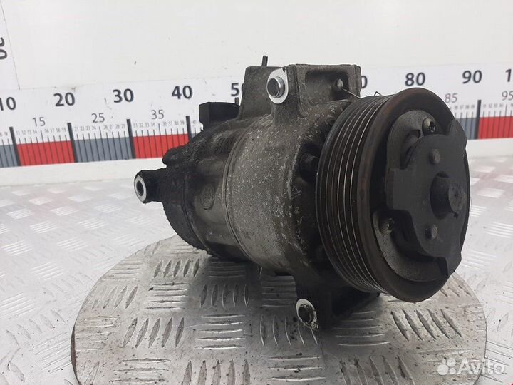 Компрессор кондиционера для Volkswagen Passat 6