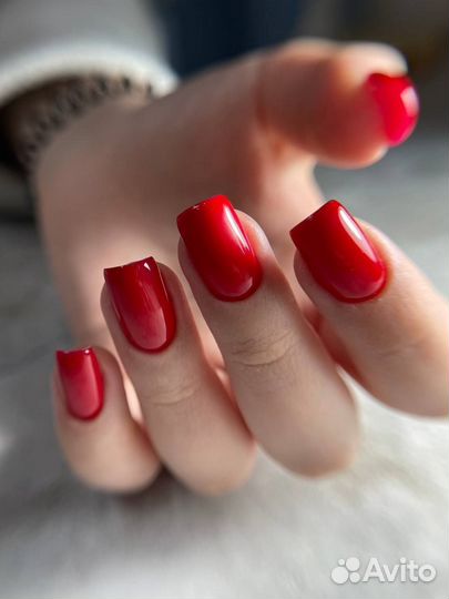 Наращивание ногтей, маникюр, педикюр