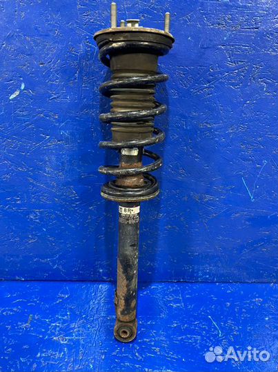 Стойка амортизатора передняя правая Lexus Gs 190