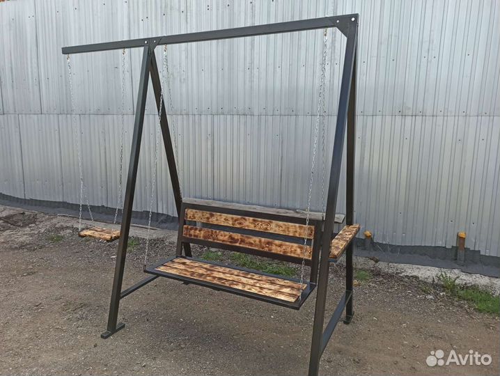 Садовые качели новые