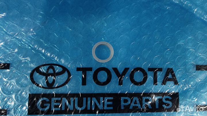 Кольцо парктроника Рав 4 5 поколения белое NEW