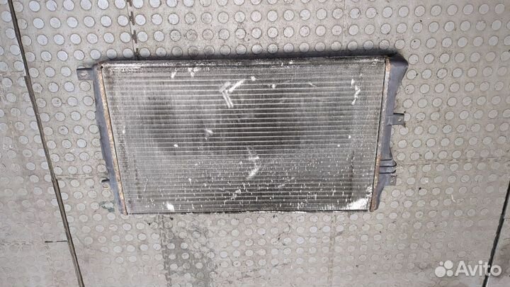 Радиатор охлаждения двигателя Volkswagen Touran, 2007