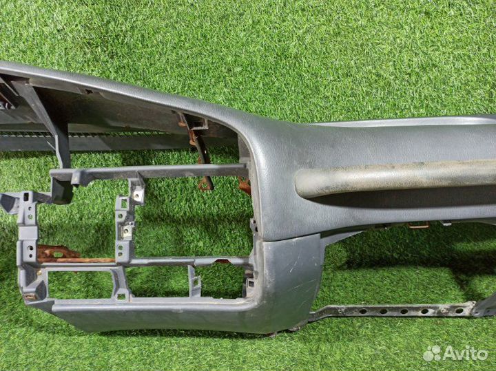 Торпедо, Парприз передний Toyota Land Cruiser J80