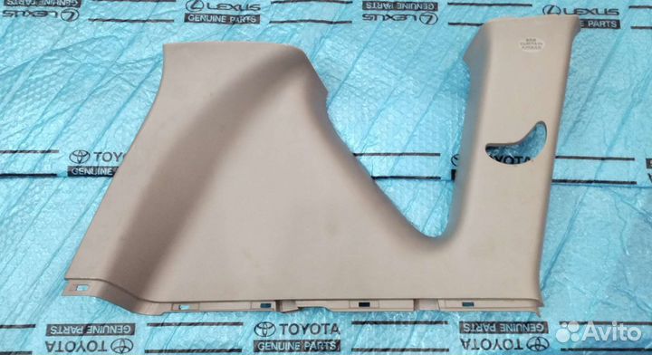 Обшивка багажного отделения Rav 4 (3) левая серая