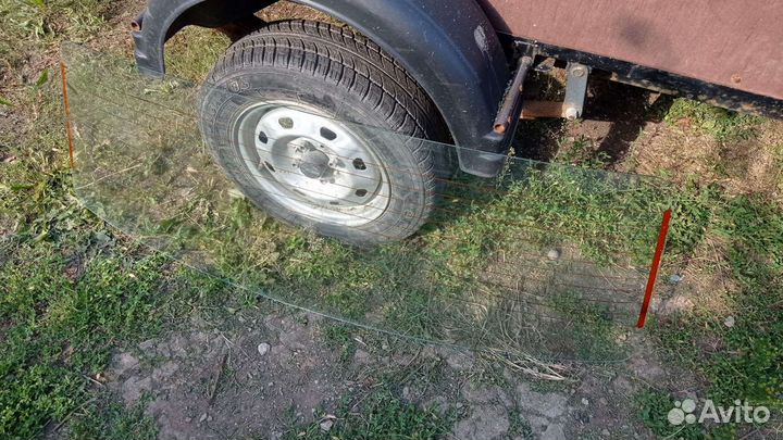 Заднее стекло Волга