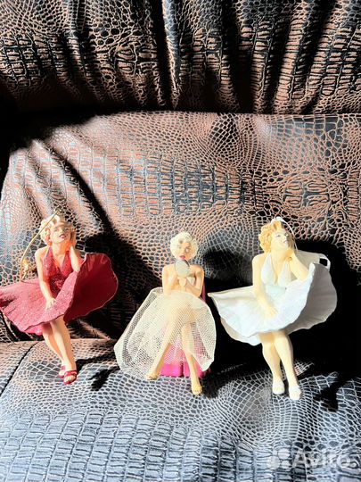 Статуэтки Мерилин Монро