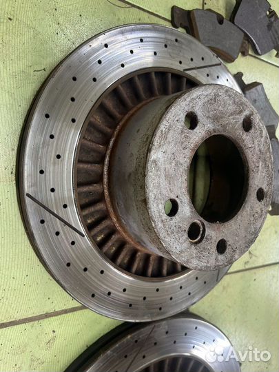 Тормозные диски на mersedes g463amg