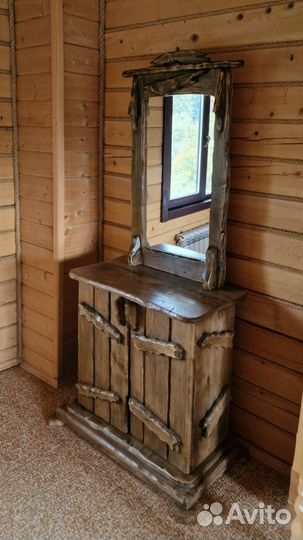 Спальный гарнитур из массива