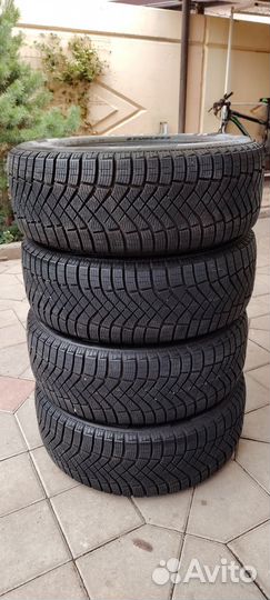 Pirelli Ice Zero 225/55 R17 101H
